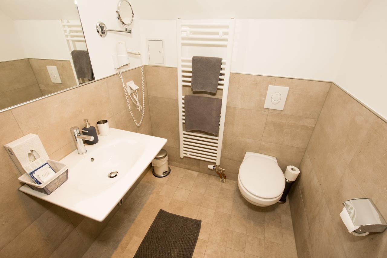 Hotel Gut Grossrotter Hof Köln Ngoại thất bức ảnh